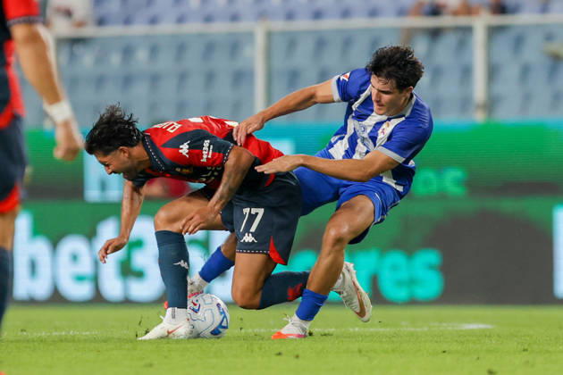 GenoaÕs Mikael Ellertsson fights for the ball during the Spagnolo trophy soccer match between Genoa and Deportivo La Coruna at the Luigi Ferraris Stadium in Genoa, Italy - Sunday, August 08, 2026. - Soccer . Copyright: xTanoxPecoraro LaPressex