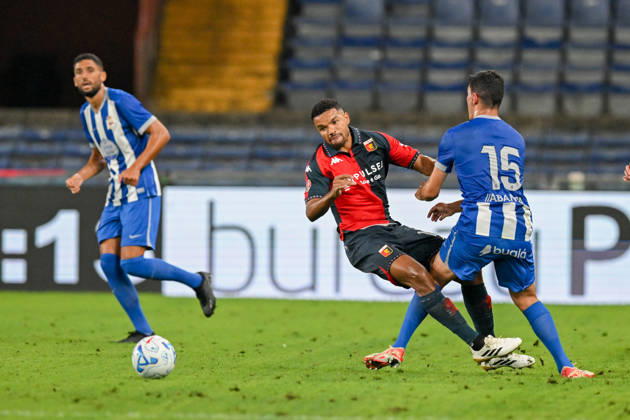 GenoaÕs Junior Messias fights for the ball during the Spagnolo trophy soccer match between Genoa and Deportivo La Coruna at the Luigi Ferraris Stadium in Genoa, Italy - Sunday, August 08, 2026. - Soccer . Copyright: xTanoxPecoraro LaPressex