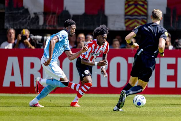 ROTTERDAM - SC Feyenoord Rotterdam forward Gaoussou Diarra, Sparta Rotterdam defender Lushendry Martes during the Vriendenloterij Eredivisie match between Sparta and Feyenoord at Stadion Het Kasteel on August 9, 2026 in Rotterdam, Netherlands. (Photo by DeFodi Images) -