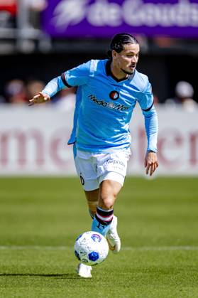 ROTTERDAM - SC Feyenoord Rotterdam forward Anis Hadj Moussa during the Vriendenloterij Eredivisie match between Sparta and Feyenoord at Stadion Het Kasteel on August 9, 2026 in Rotterdam, the Netherlands. (Photo by DeFodi Images) -