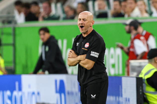 Trainer Torsten Lieberknecht (1. FC Kaiserslautern) - 2. Fußball Bundesliga Saison 2026-2027 VfL Wolfsburg vs 1. FC Kaiserslautern in der Volkswagen Arena in Wolfsburg - Fußball,Mann,Männer,Deutschland,08.08.2026