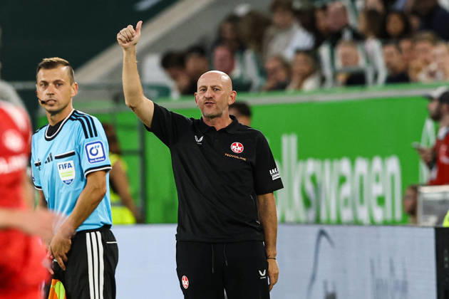 Trainer Torsten Lieberknecht (1. FC Kaiserslautern) - 2. Fußball Bundesliga Saison 2026-2027 VfL Wolfsburg vs 1. FC Kaiserslautern in der Volkswagen Arena in Wolfsburg - Fußball,Mann,Männer,Deutschland,08.08.2026