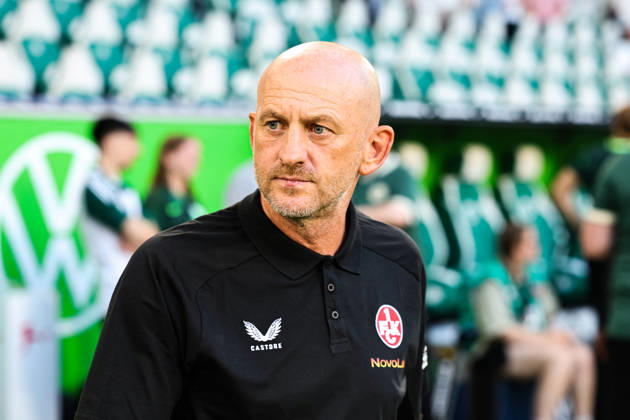 Trainer Torsten Lieberknecht (1. FC Kaiserslautern) - 2. Fußball Bundesliga Saison 2026-2027 VfL Wolfsburg vs 1. FC Kaiserslautern in der Volkswagen Arena in Wolfsburg - Fußball,Mann,Männer,Deutschland,08.08.2026