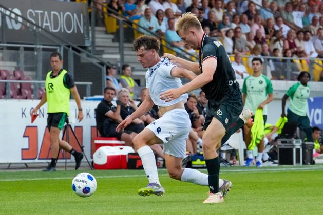 VELSEN-ZUID , 14-08-2026 , BUKO Stadion , season 2026 2027 , Dutch Eredivisie football , match between Telstar and Sparta Rotterdam , Picture shows Telstar player Patrick Brouwer, Sparta Rotterdam player Nick Verschuren Telstar - Sparta x205710647x Copyright: