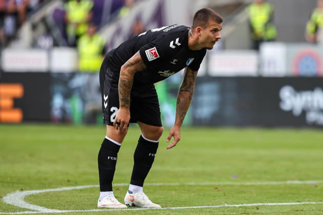 2026.08.15, xkwix, Fußball, 2. Bundesliga, VfL Osnabrück - 1. FC Magdeburg, Stadion an der Bremer Brücke, 2.Spieltag, Saison 2026 2027: Mateusz Zukowski (1. FC Magdeburg 22) schaut entschlossen gebueckt DFB regulations prohibit any use of photographs as image sequences and or quasi-video. Photo: xKamilxWilkowskixPressefotoKochx Niedersachsen Deutschland
