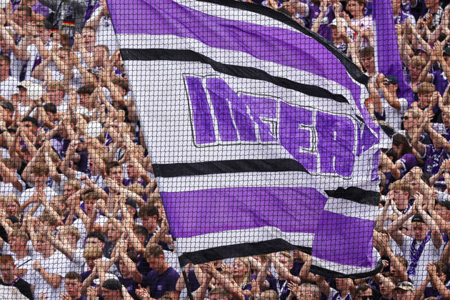 2026.08.15, xkwix, Fußball, 2. Bundesliga, VfL Osnabrück - 1. FC Magdeburg, Stadion an der Bremer Brücke, 2.Spieltag, Saison 2026 2027: Riesen Blockfahne im Heimbereich bei Osnabrueck DFB regulations prohibit any use of photographs as image sequences and or quasi-video. Photo: xKamilxWilkowskixPressefotoKochx Niedersachsen Deutschland