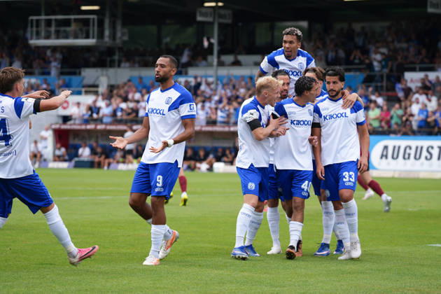 Deutschland: Fussball, 3. Liga, 2. Spieltag, Hänsch-Arena, SV Meppem vs. SG Sonnenhof-Großaspach: Jubel über Stefan Rankic (SV Meppen, 33) Tor zum 1:0 Copyright: xMichelxWittex