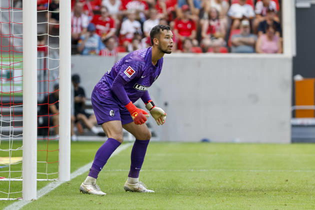 Mio Backhaus (SC Freiburg, 01) , Deutschland, Fussball, Testspiel, 2026 2027, SC Freiburg vs. Crystal Palace, 15.08.2026, Freiburg im Breisgau Europa-Park Stadion Deutschland Copyright: xGrantxHubbsx