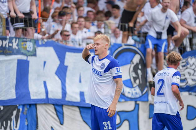 Deutschland: Fussball, 3. Liga, 2. Spieltag, Hänsch-Arena, SV Meppem vs. SG Sonnenhof-Großaspach: Tor von Luca Prasse (SV Meppen, 31) und anschließender Torjubel. Copyright: xMichelxWittex