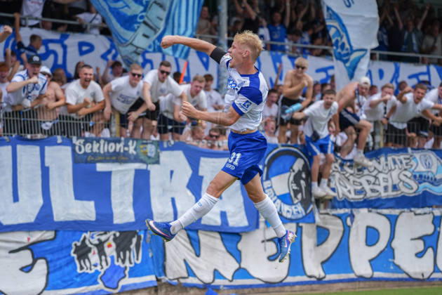 Deutschland: Fussball, 3. Liga, 2. Spieltag, Hänsch-Arena, SV Meppem vs. SG Sonnenhof-Großaspach: Tor von Luca Prasse (SV Meppen, 31) und anschließender Torjubel. Copyright: xMichelxWittex