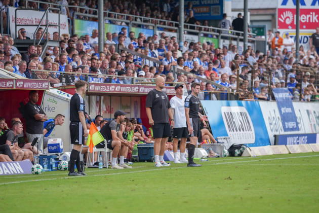 Deutschland: Fussball, 3. Liga, 2. Spieltag, Hänsch-Arena, SV Meppem vs. SG Sonnenhof-Großaspach: Lucas Beniermann (Trainer, SV Meppen) Pascal Reinhardt (Trainer, SG Sonnenhof Großaspach) Copyright: xMichelxWittex