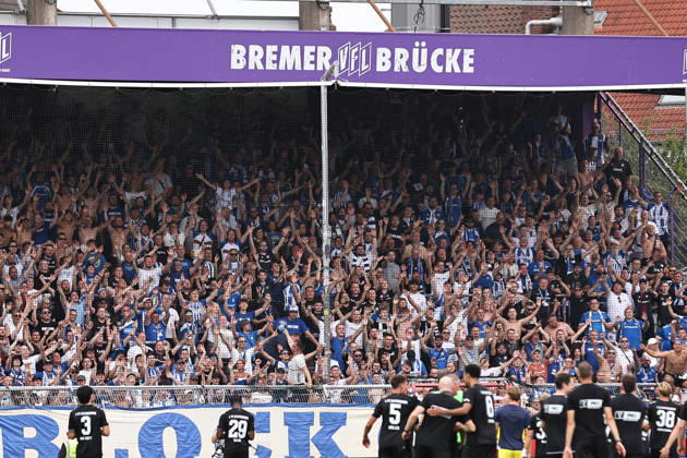 2026.08.15, xkwix, Fußball, 2. Bundesliga, VfL Osnabrück - 1. FC Magdeburg, Stadion an der Bremer Brücke, 2.Spieltag, Saison 2026 2027: Der Gaesteblock der Magdeburger feiert den Sieg DFB regulations prohibit any use of photographs as image sequences and or quasi-video. Photo: xKamilxWilkowskixPressefotoKochx Niedersachsen Deutschland