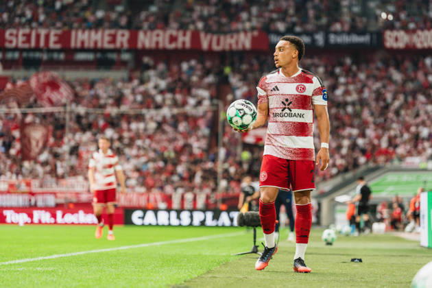 Steven van der Sloot (Fortuna Düsseldorf, 02) beim Einwurf Fortuna Duesseldorf vs. TSG Hoffenheim II, Fussball, 3.Liga, 02.Spieltag, Saison 2026 27, 15.08.2026 DFL REGULATIONS PROHIBIT ANY USE OF PHOTOGRAPHS AS IMAGE SEQUENCES AND OR QUASI-VIDEO, Fortuna Duesseldorf vs. TSG Hoffenheim II, Fussball, 3.Liga, 2.Spieltag, Saison 2026 27, 15.08.2026 Düsseldorf Copyright: xEibner-Pressefoto LukasxBaldygax EP_LBA