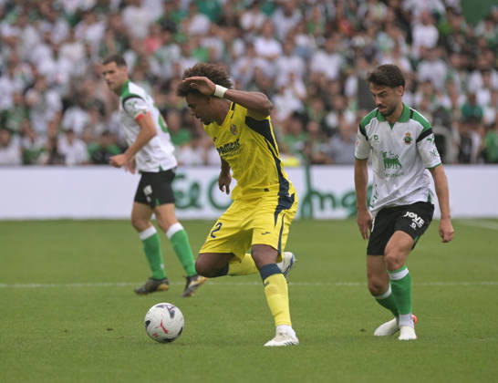 ESP: LaLiga EA Sports Racing Santander v Villarreal CF Renato Veiga of Villarreal during LaLiga EA Sports between Racing Santander v Villarreal CF played at Campos de de El Sardinero Stadium in Cantabria on August 16, 2026 in Spain Spain Futbol Copyright: xAlbertoxLosax xAgenciaxLOFx