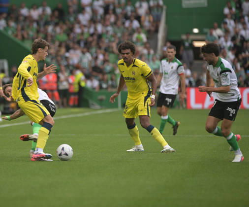 ESP: LaLiga EA Sports Racing Santander v Villarreal CF Renato Veiga of Villarreal during LaLiga EA Sports between Racing Santander v Villarreal CF played at Campos de de El Sardinero Stadium in Cantabria on August 16, 2026 in Spain Spain Futbol Copyright: xAlbertoxLosax xAgenciaxLOFx