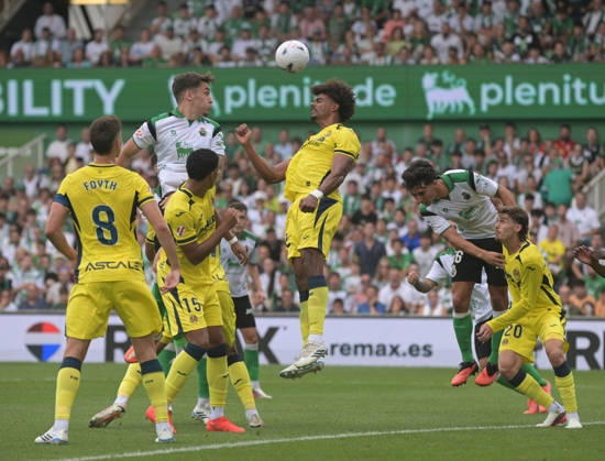 ESP: LaLiga EA Sports Racing Santander v Villarreal CF Renato Veiga of Villarreal during LaLiga EA Sports between Racing Santander v Villarreal CF played at Campos de de El Sardinero Stadium in Cantabria on August 16, 2026 in Spain Spain Futbol Copyright: xAlbertoxLosax xAgenciaxLOFx