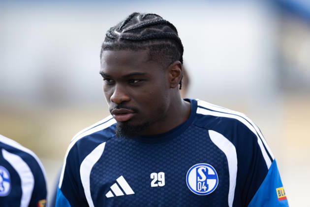 20.08.2026, Fussball, Training des FC Schalke 04. Junior Dina Ebimbe (FC Schalke 04). Gelsenkirchen Trainingsgelände FC Schalke 04 NRW Deutschland xRHR-FOTO YYx Copyright: RHR-FOTOx RHR-FOTO YY