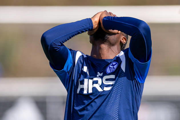 20.08.2026, Fussball, Training des FC Schalke 04. Junior Dina Ebimbe (FC Schalke 04). Gelsenkirchen Trainingsgelände FC Schalke 04 NRW Deutschland xRHR-FOTO YYx Copyright: RHR-FOTOx RHR-FOTO YY