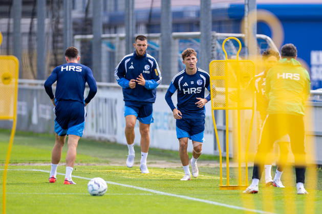 20.08.2026, Fussball, Training des FC Schalke 04. v. l. Timo Becker (FC Schalke 04), Vitalie Becker (FC Schalke 04). Gelsenkirchen Trainingsgelände FC Schalke 04 NRW Deutschland xRHR-FOTO YYx Copyright: RHR-FOTOx RHR-FOTO YY
