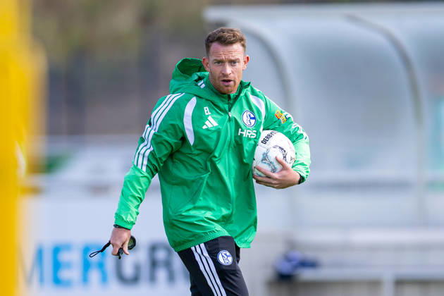20.08.2026, Fussball, Training des FC Schalke 04. Co-Trainer Eddie Lattimore (FC Schalke 04). Gelsenkirchen Trainingsgelände FC Schalke 04 NRW Deutschland xRHR-FOTO YYx Copyright: RHR-FOTOx RHR-FOTO YY