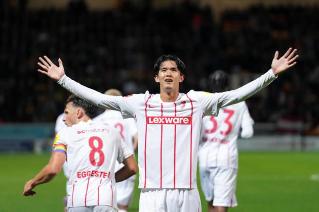 Keisuke Goto (SC Freiburg, 42) Torjubel, Emotionen, Torschuss, Abschluss, Torerfolg, Tor, Treffer , Schottland, Fussball, UEFA Conference League, Play-offs, Hinspiel, 2026 2027, Motherwell FC vs. SC Freiburg, 20.08.2026, Fir Park Stadium, Motherwell Motherwell Fir Park Stadium North Lanarkshire Schottland Copyright: xArnexAmbergx