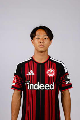 Keita Kosugi (Eintracht Frankfurt) - Eintracht Frankfurt Porträttermin 2026 2027 Eintracht Frankfurt Porträttermin 2026 2027 SGE