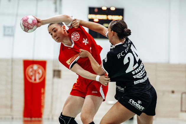 LIsa Fuchs (SG Nuertingen-Zizishausen, 24) GER, 1. FSV Mainz 05 vs. SG Nuertingen-Zizishausen, DHB Pokal Frauen, Bundesliga, 1. Spieltag, Saison 2026 2027, 21.08.2026 Eibner-Pressefoto Attila Ziga GER, 1. FSV Mainz 05 vs. SG Nuertingen-Zizishausen, DHB Pokal Frauen, Bundesliga, 1. Spieltag, Saison 2026 2027, 21.08.2026 Mainz Copyright: xEibner-Pressefotox EP_AZA