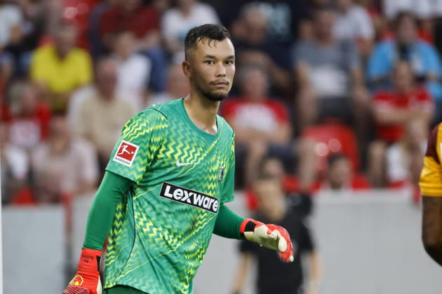 Mio Backhaus (SC Freiburg, 01) , Deutschland, Fussball, UEFA Conference League, Play-offs, 2026 2027, SC Freiburg vs. Motherwell FC, 27.08.2026, Freiburg im Breisgau Europa-Park Stadion Deutschland Copyright: xGrantxHubbsx