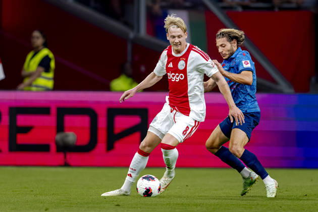 AMSTERDAM AFC Ajax Amsterdam midfielder Julian Brandt and FC Sion defender Numa Lavanchy during the UEFA Conference League at the Johan Cruijff ArenA on 27 August 2026 in Amsterdam, the Netherlands. (Photo by DeFodi Images) -