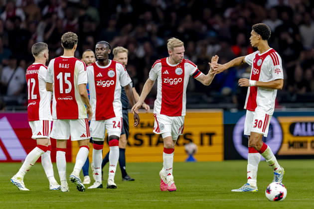 AMSTERDAM AFC Ajax Amsterdam midfielder Davy Klaassen scores the equaliser to make it 2 2 and celebrates the goal during the UEFA Conference League match at the Johan Cruijff ArenA on 27 August 2026 in Amsterdam, the Netherlands. (Photo by DeFodi Images) -