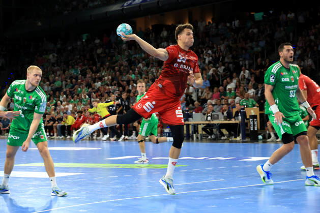 27.08.2026, GER Deutschland, Handball, 1.Bundesliga, 27.08.2026, Saison 2026 2027, Berlin, Fuechse Berlin vs Melsungen Mijajlo Marsenic ( Fuechse Berlin 93 ), Matthes Langhoff ( Fuechse Berlin 25 ), Aaron Mensing ( MT Melsungen 33 ) Berlin Max-Schmeling-Halle Berlin Deutschland Copyright: xNordphotox xEnglerx