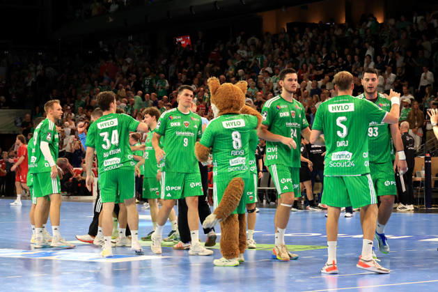 27.08.2026, GER Deutschland, Handball, 1.Bundesliga, 27.08.2026, Saison 2026 2027, Berlin, Fuechse Berlin vs Melsungen Fuechse-Spielerkreis, Jubel, jubelt, Freude, Glueck, gluecklich, positive Emotionen, Berlin Max-Schmeling-Halle Berlin Deutschland Copyright: xNordphotox xEnglerx