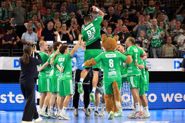 27.08.2026, GER Deutschland, Handball, 1.Bundesliga, 27.08.2026, Saison 2026 2027, Berlin, Fuechse Berlin vs Melsungen Fuechse-Spielerkreis, Mijajlo Marsenic ( Fuechse Berlin 93 ), Jubel, jubelt, Freude, Glueck, gluecklich, positive Emotionen, Berlin Max-Schmeling-Halle Berlin Deutschland Copyright: xNordphotox xEnglerx
