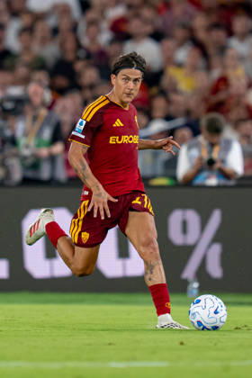 Paulo Dybala of AS Roma in action during the Serie A match between AS Roma and ACF Fiorentina at Stadio Olimpico Rome Italy on 24 August 2026. Rome Stadio Olimpico Rome Italy Copyright: xPhotoxGoalxPixx SP24-1453-235