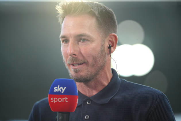 Tobias Strobl (VfL Wolfsburg, Chef-Trainer) im TV Interview, Karlsruher SC vs. VfL Wolfsburg, 2. Bundesliga, 3. Spieltag, 2026 2027, 29.08.2026, DFL REGULATIONS PROHIBIT ANY USE OF PHOTOGRAPHS AS IMAGE SEQUENCES AND OR QUASI-VIDEO, Karlsruher SC vs. VfL Wolfsburg, 2. Bundesliga, 3. Spieltag, 2026 2027, 29.08.2026 Karlsruhe Copyright: xEibner-Pressefoto JanxPrihodax EP_JPA