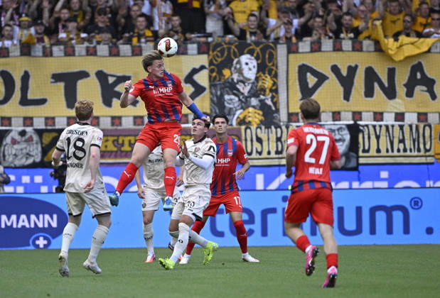 Kopfballduell Zweikampf Aktion Mikkel Kaufmann 1. FC Heidenheim 1846 FCH (29) 1. FC Heidenheim 1846 FCH vs SG Dynamo Dresden SGD 29.08.2026 DFL REGULATIONS PROHIBIT ANY USE OF PHOTOGRAPHS AS IMAGE SEQUENCES AND OR QUASI-VIDEO 1. FC Heidenheim 1846 FCH vs SG Dynamo Dresden SGD