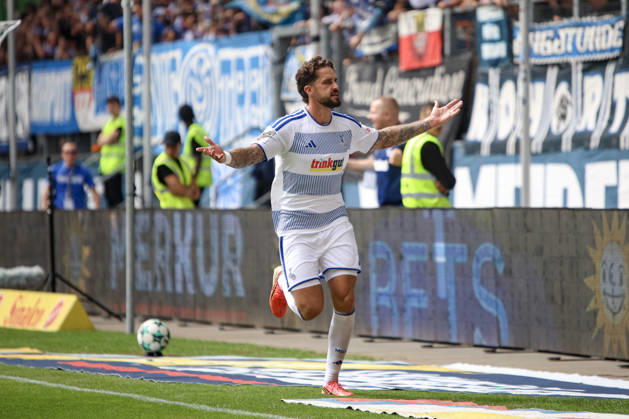 29.08.2026, GER, Fussball, Herren, 3. Liga, Saison 2026 2027, MSV Duisburg - FC Würzburger Kickers Lex-Tyger Lobinger (Duisburg) Torjubel, jubelt nach seinem Treffer zum 2:0 Duisburg schauinsland-reisen-Arena Nordrhein-Westfalen Deutschland Copyright: xAdrianxSchlüterx