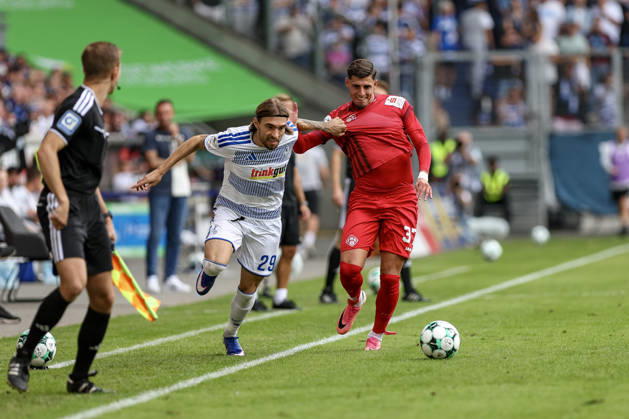 29.08.2026, GER, Fussball, Herren, 3. Liga, Saison 2026 2027, MSV Duisburg - FC Würzburger Kickers Joshua Bitter (Duisburg) und Ivan Franjic (Würzburg) im Kampf um den Ball Duisburg schauinsland-reisen-Arena Nordrhein-Westfalen Deutschland Copyright: xAdrianxSchlüterx