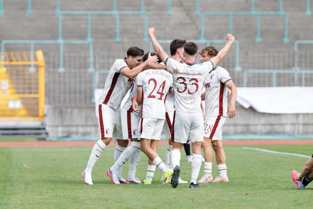 Team (FC Augsburg II) Tor zum 2 : 1 beim Spiel zwischen FC Augsburg II v SC Eltersdorf, Fussball, Herren, Regionalliga Bayern, 2026 2027, 6.Spieltag am 29.08.2026 in Augsburg, Rosenaustadion. Bayern Deutschland