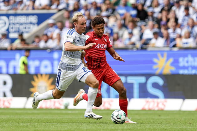 29.08.2026, GER, Fussball, Herren, 3. Liga, Saison 2026 2027, MSV Duisburg - FC Würzburger Kickers Florian Krüger (Duisburg) und Liam Omore (Würzburg) Duisburg schauinsland-reisen-Arena Nordrhein-Westfalen Deutschland Copyright: xAdrianxSchlüterx
