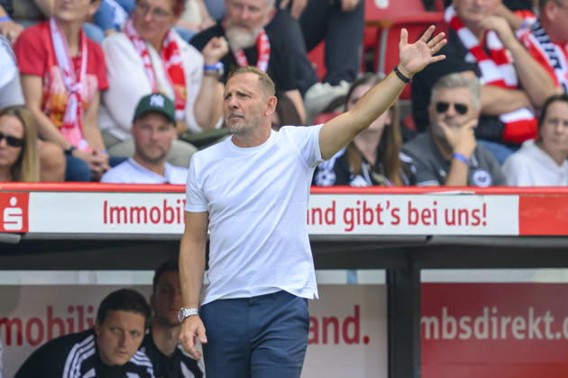 im Bild v.l.: Mauro Lustrinelli (Union Berlin, Trainer), GER, Berlin, Fussball, 1. FC Union Berlin vs Eintracht Frankfurt, in der Alten Försterei, 29.08.2026, DFB DFL REGULATIONS PROHIBIT ANY USE OF PHOTOGRAPHS AS IMAGE SEQUENCES AND OR QUASI-VIDEO, Copyright: HMBxMedia UwexKoch