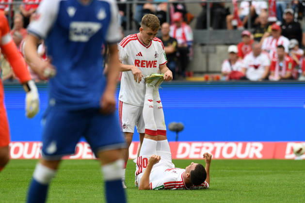 Isak Johannesson (1. FC Koeln) und Said El Mala (1. FC Koeln) am Boden mit Krampf waehrend des Spiels der 1. Bundesliga zwischen 1. FC Koeln und TSG Hoffenheim, RheinEnergieStadion am 29. August 2026 in Koeln, Deutschland. (Foto von Ralf Treese DeFodi Images) +++ Isak Johannesson (1. FC Koeln) und Said El Mala (1. FC Koeln) on the ground during the Bundesliga match between 1. FC Koeln and TSG Hoffenheim at RheinEnergieStadion on August 29, 2026 in Cologne, Germany. (Photo by Ralf Treese DeFodi Images) DFB DFL REGULATIONS PROHIBIT ANY USE OF PHOTOGRAPHS AS IMAGE SEQUENCES AND OR QUASI-VIDEO. (Photo by Ralf Treese DeFodi Images) -