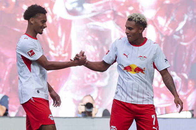 Antonio Nusa (RB Leipzig) bejubelt seinen Treffer zum 2:0 mit Tidiam Gomis (RB Leipzig) waehrend des Spiels der 1. Bundesliga zwischen RB Leipzig und Borussia Moenchengladbach, Red Bull Arena am 29. August 2026 in Leipzig, Deutschland. (Foto von Marco Steinbrenner DeFodi Images) +++ Antonio Nusa (RB Leipzig) celebrates after scoring his teams second goal with Tidiam Gomis (RB Leipzig) during the Bundesliga match between RB Leipzig and Borussia Moenchengladbach at Red Bull Arena on August 29, 2026 in Leipzig, Germany. (Photo by Marco Steinbrenner DeFodi Images) DFB DFL REGULATIONS PROHIBIT ANY USE OF PHOTOGRAPHS AS IMAGE SEQUENCES AND OR QUASI-VIDEO. (Photo by Marco Steinbrenner DeFodi Images) -
