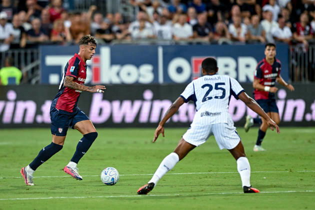 Cagliari s Daniel Maldini in action during the Serie A soccer match between Cagliari Calcio and F.C. Internazionale at the Unipol Domus in Cagliari, Sardinia - Sunday 30th august 2026. - Soccer Copyright: xGianlucaxZuddas LaPressex