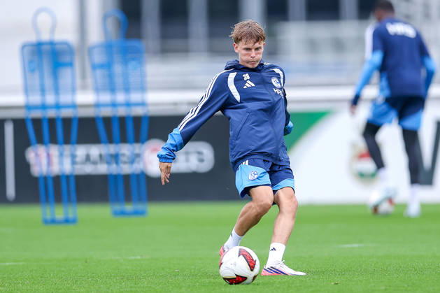 03.09.2026, Fussball, Training des FC Schalke 04. Luca Vozar (FC Schalke 04) Gelsenkirchen Trainingsgelände FC Schalke 04 NRW Deutschland xRHR-FOTO YYx Copyright: RHR-FOTOx RHR-FOTO YY