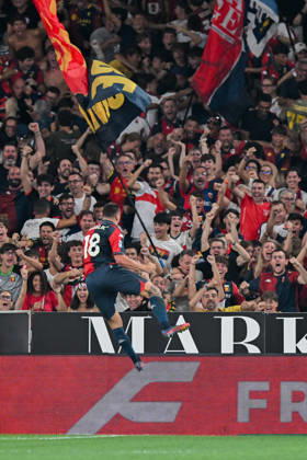 Genoa™s Milutin Osmajic celebrates after scoring a goal for his team during the Serie A soccer match between Genoa and Como at the Luigi Ferraris Stadium in Genoa, Italy - Friday, September 04, 2026. - Soccer . Copyright: xTanoxPecoraro LaPressex