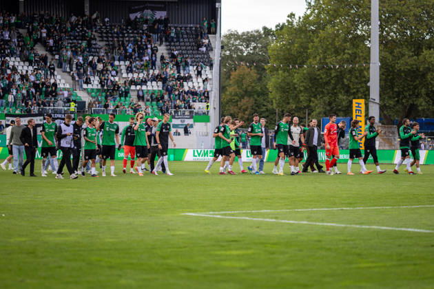 Die Spieler von SC Preussen Muenster jubeln nach Spielende ueber den 2:1 Sieg GER, SC Preussen Muenster vs. TSV Havelse, Fussball, 3. Liga, 4. Spieltag, Spielzeit 2026 2027, 05.09.2026 DFL Regulations prohibit any use of photographers as image sequences and or quasi-video. GER, SC Preussen Muenster vs. TSV Havelse, Fussball, 3. Liga, 4. Spieltag, Spielzeit 2026 2027, 05.09.2026 Muenster Copyright: xEibner-Pressefoto JanxRollingerx EP_JSK