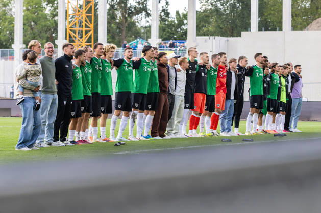 Die Spieler von SC Preussen Muenster jubeln nach Spielende ueber den 2:1 Sieg GER, SC Preussen Muenster vs. TSV Havelse, Fussball, 3. Liga, 4. Spieltag, Spielzeit 2026 2027, 05.09.2026 DFL Regulations prohibit any use of photographers as image sequences and or quasi-video. GER, SC Preussen Muenster vs. TSV Havelse, Fussball, 3. Liga, 4. Spieltag, Spielzeit 2026 2027, 05.09.2026 Muenster Copyright: xEibner-Pressefoto JanxRollingerx EP_JSK