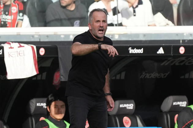 Trainer Manuel Baum (FC Augsburg) gestikuliert - 06.09.2026 Bundesliga, Saison 26 27: Eintracht Frankfurt vs. FC Augsburg, Deutsche Bank Park, 2. Spieltag