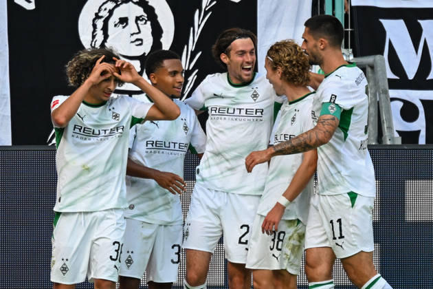 Joe Scally (Moenchengladbach 29) jubelt nach dem Tor zum 3:1 mit der Mannschaft 05.09.2026 ¢ Fussball ¢ Borussia Moenchengladbach vs SV Elversberg, Borussia-Park, Moenchengladbach, DFB DFL REGULATIONS PROHIBIT ANY USE OF PHOTOGRAPHS AS IMAGE SEQUENCES AND OR QUASI-VIDEO NRW Germany